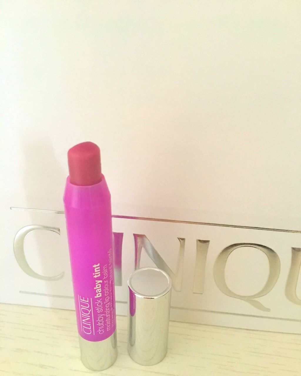 チャビー スティック ティント モイスチャライジング リップ カラー バーム/CLINIQUE/リップティントを使ったクチコミ（1枚目）