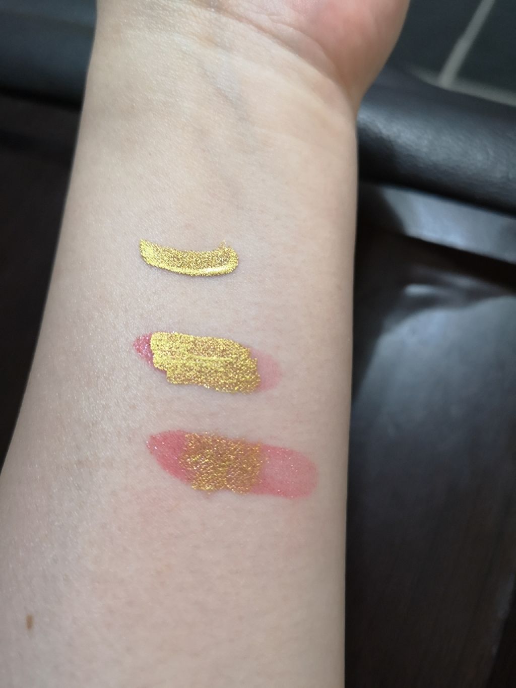 マジックメタリック リップ ライナー/shu uemura/リップライナーを使ったクチコミ（2枚目）