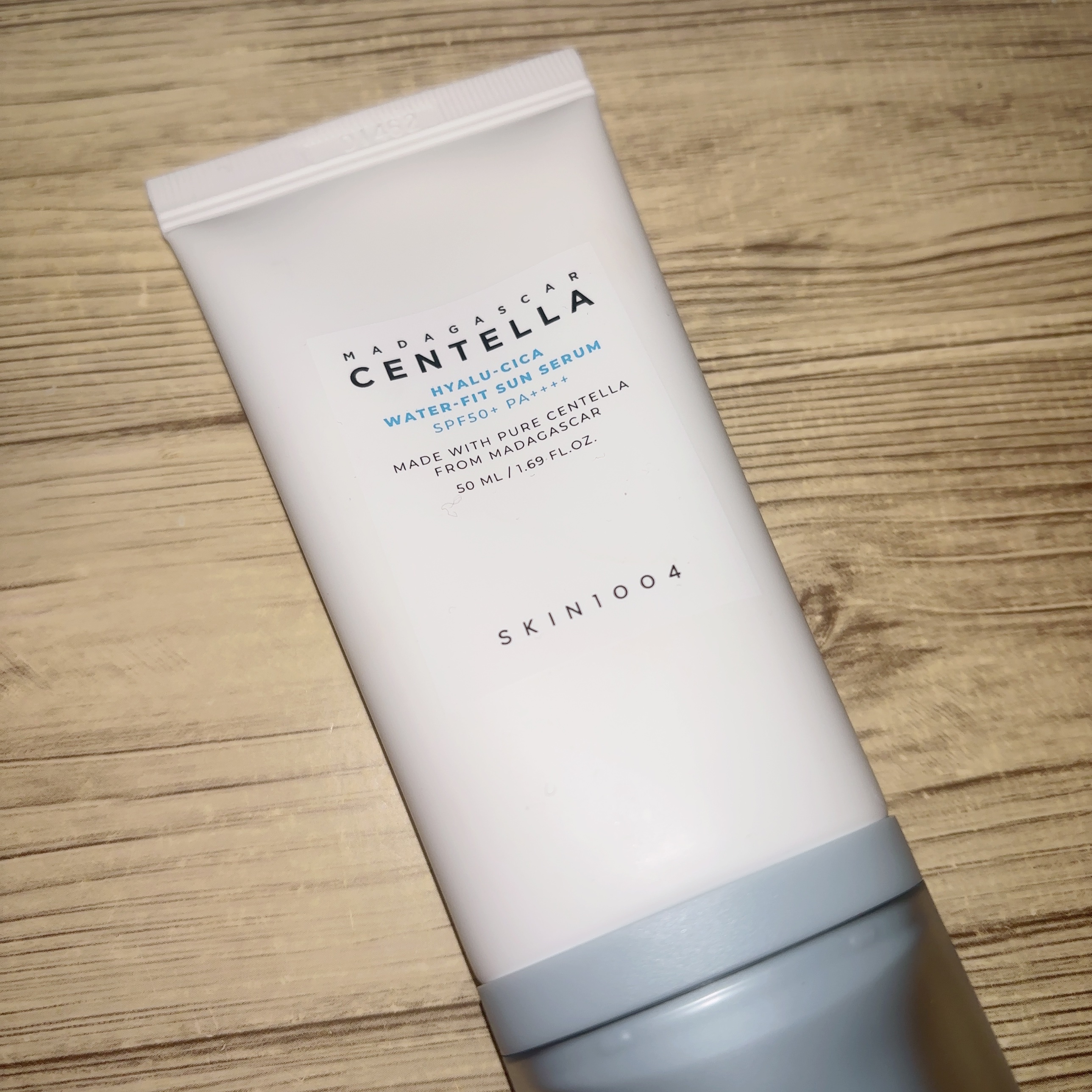 ヒアルーシカ ウォーターフィット サンセラム/SKIN1004/日焼け止めローションを使ったクチコミ（1枚目）