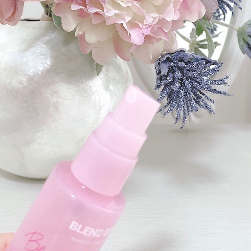 メイクアップ キーピング ミスト/BLEND BERRY/フィックスミストを使ったクチコミ（3枚目）