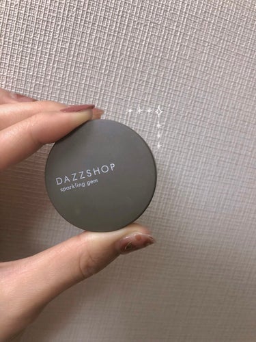 DAZZSHOP スパークリング ジェムのクチコミ「ひんやりぷにぷに🫢🧊ひと塗りで濡れツヤeyeになれるアイシャドウ💙✨✨
DAZZSHOP スパ.....」（2枚目）