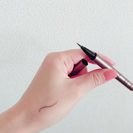 スキルレスライナー/LUMIURGLAS/リキッドアイライナーを使ったクチコミ(4枚目)