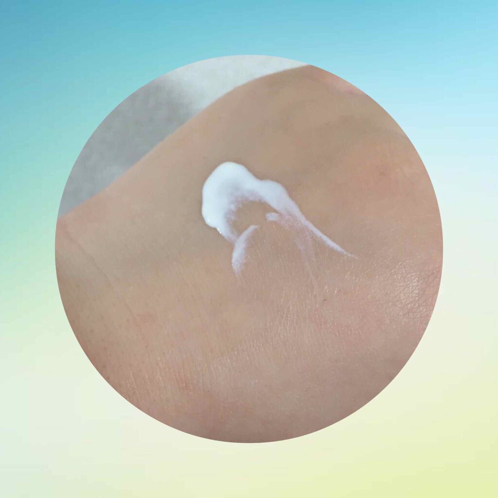 スーパーモイスチャーエッセンス/スキンアクア/日焼け止め・UVケアを使ったクチコミ(3枚目)