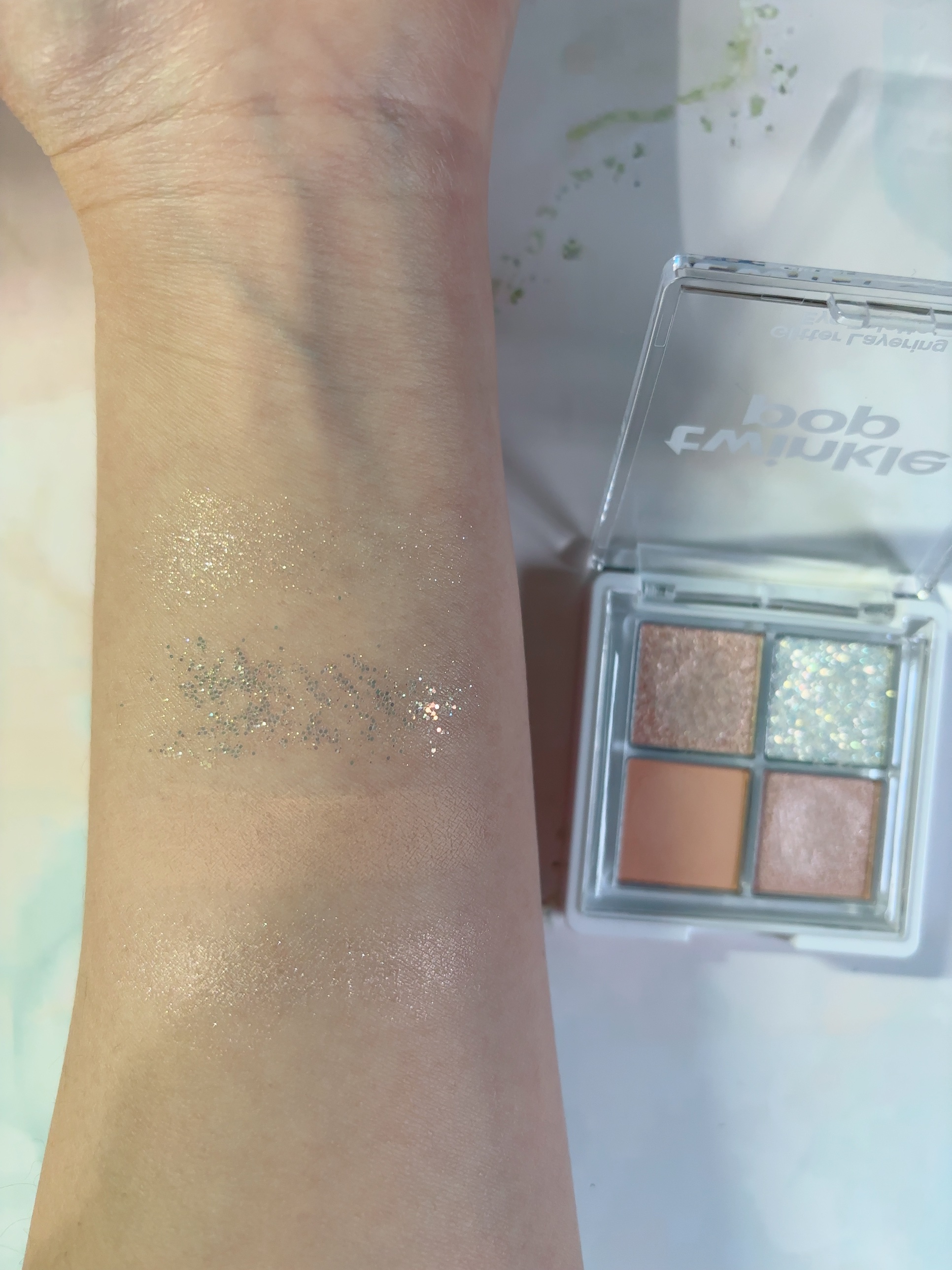 グリッターレイヤリングアイシャドウパレット/TWINKLE POP/アイシャドウパレットを使ったクチコミ（3枚目）