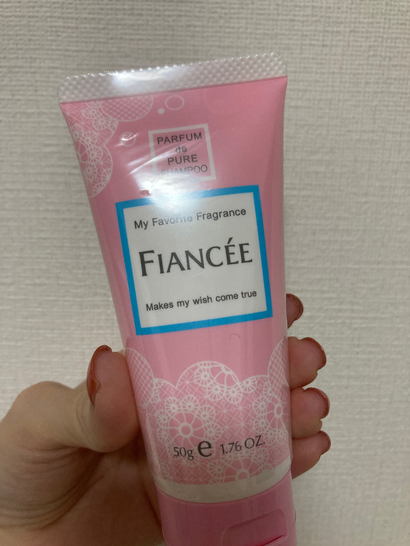 ハンドクリーム ピュアシャンプーの香り/フィアンセ/ハンドクリームを使ったクチコミ(1枚目)