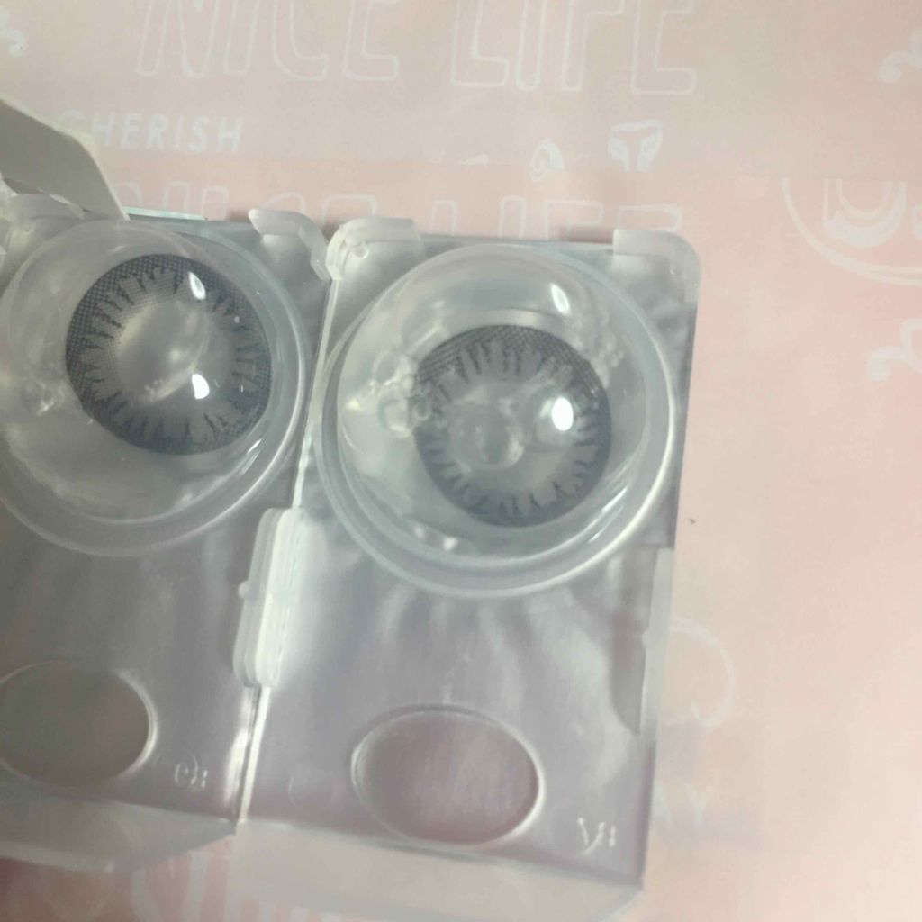 アイコフレ ワンデー UV/シード/ワンデー(1DAY)カラコンを使ったクチコミ(2枚目)