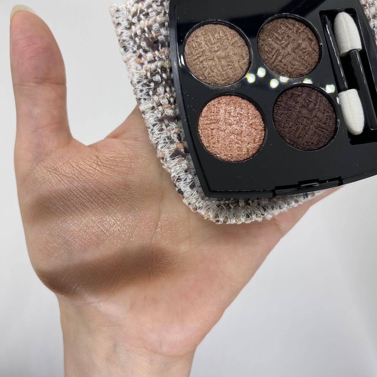 レ キャトル オンブル ツイード/CHANEL/アイシャドウパレットを使ったクチコミ(9枚目)