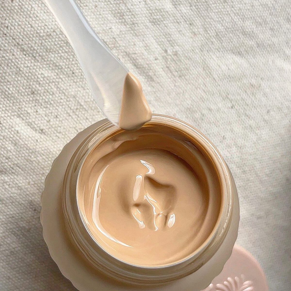 フォンダン クリーム ファンデーション/PAUL & JOE BEAUTE/クリーム・エマルジョンファンデーションを使ったクチコミ(2枚目)