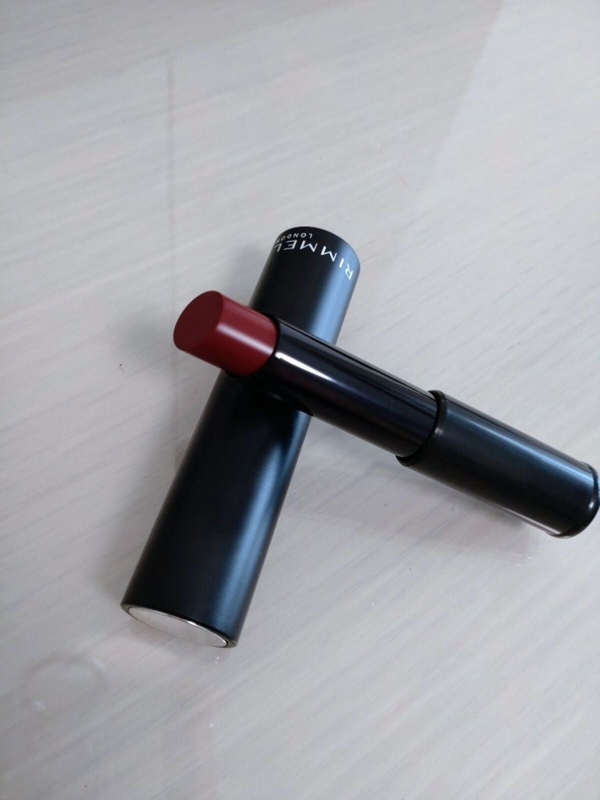 ラスティング フィニッシュ オイルモイスト ティント C/リンメル ロンドン/リップティントを使ったクチコミ(6枚目)