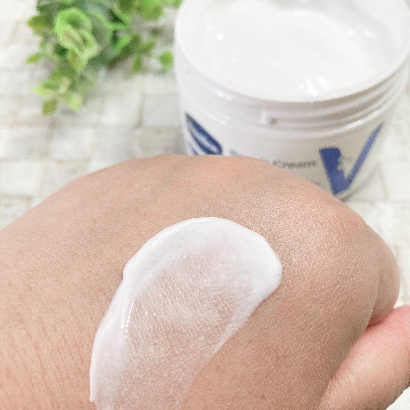 ヴァセリンリペアクリームナイトケア/ヴァセリン/ボディクリームを使ったクチコミ(5枚目)