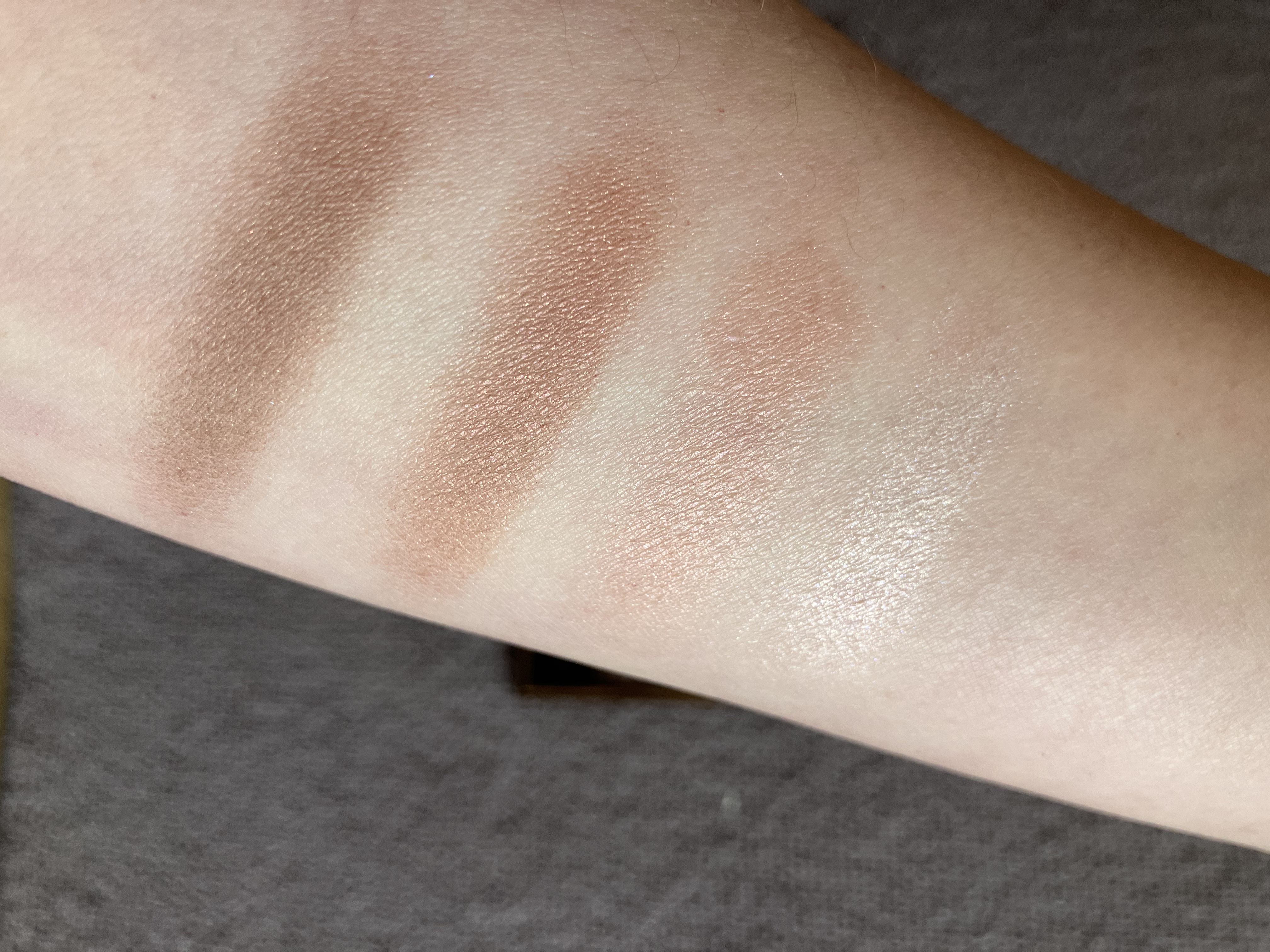 スキニーリッチシャドウ/excel/アイシャドウパレットを使ったクチコミ（2枚目）