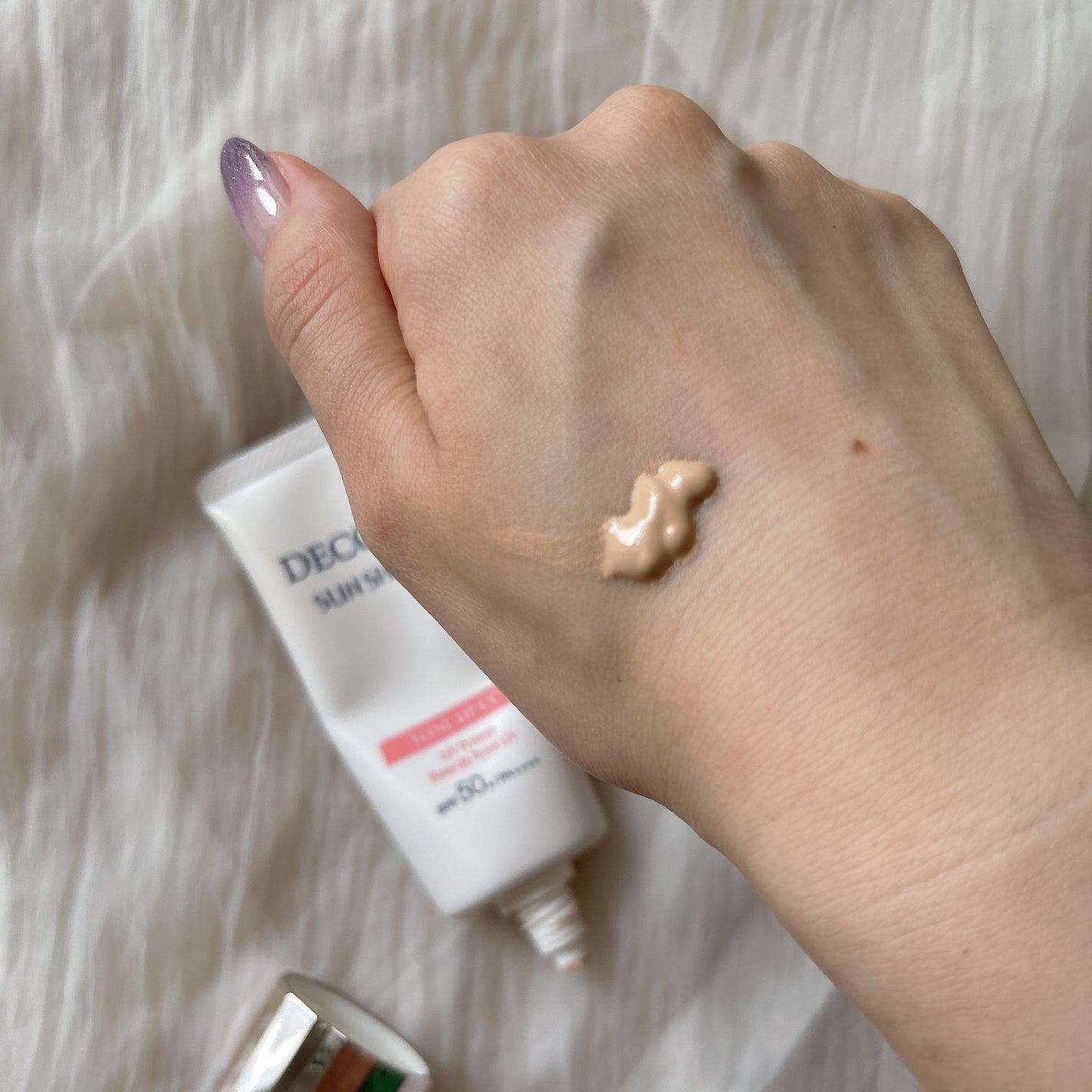 サンシェルター トーンアップCC/DECORTÉ/CCクリームを使ったクチコミ(2枚目)