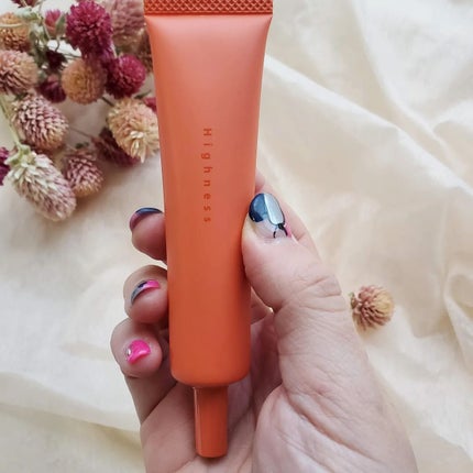 sali on LIPS 「私は寒がりで常に冬は厚着なんだけど、そうすると送迎や移動時にだ..」(4枚目)