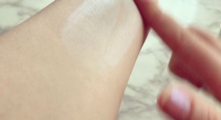プロディフェンス トーンアップUV スティック/サンカット®/日焼け止めスティックを使ったクチコミ(3枚目)