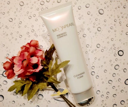 ミキモト コスメティックス ムーンパール クレンジングフォームのクチコミ「きめ細かな泡で、
うるおいを守りながら洗い上げる洗顔フォーム✨
オシャレな見た目のクレンジ.....」(1枚目)