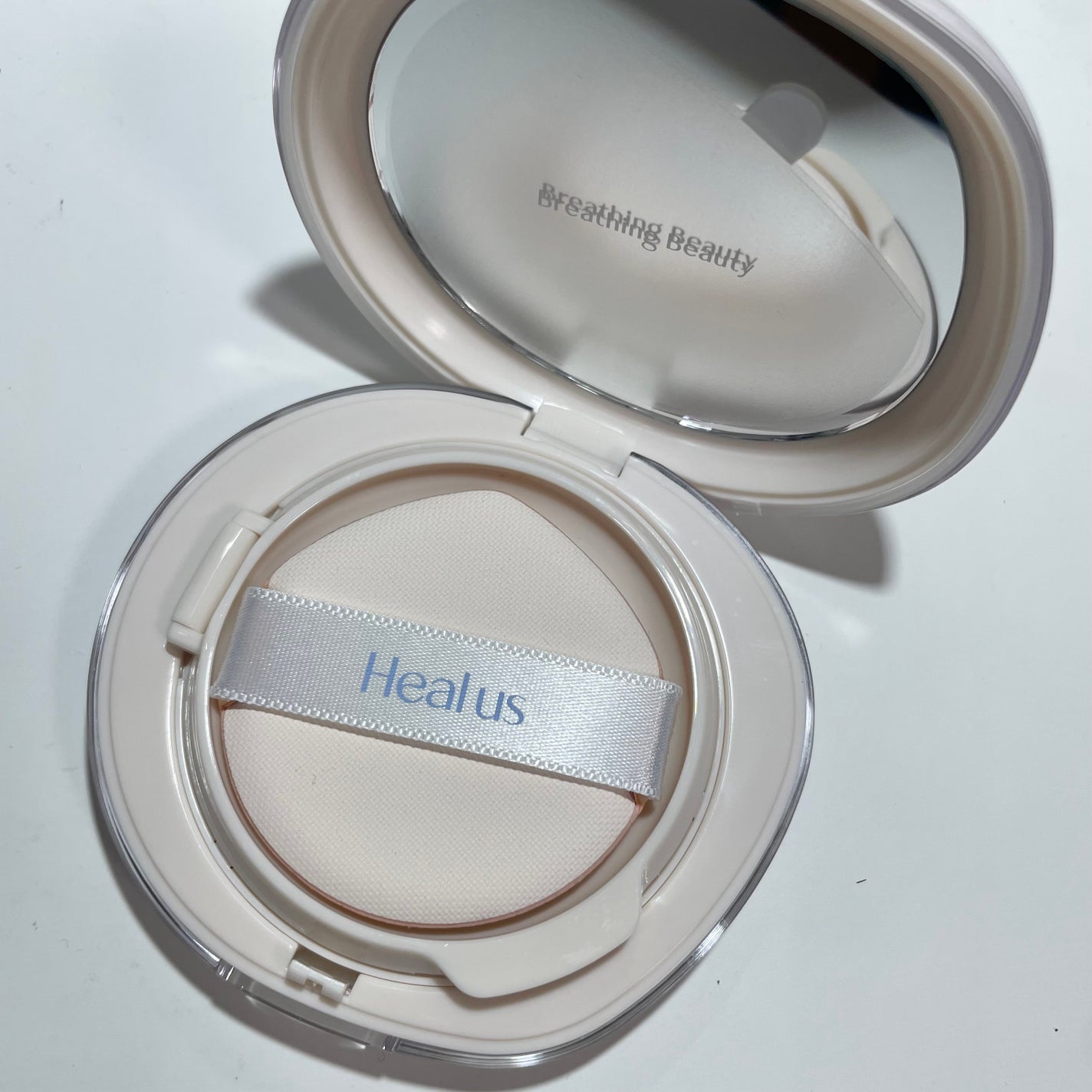 ブリージンググロークッション/Healus/クッションファンデーションを使ったクチコミ(3枚目)