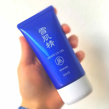 🥀雪肌精 ホワイトUVジェル 🥀
SPF50+/PA++++
80g  2,800yen

夏に向けて日差しが強くなってきましたね🥵
ベタつく日焼け止めが苦手な私はジェルタイプを購入しました。
ジェル自