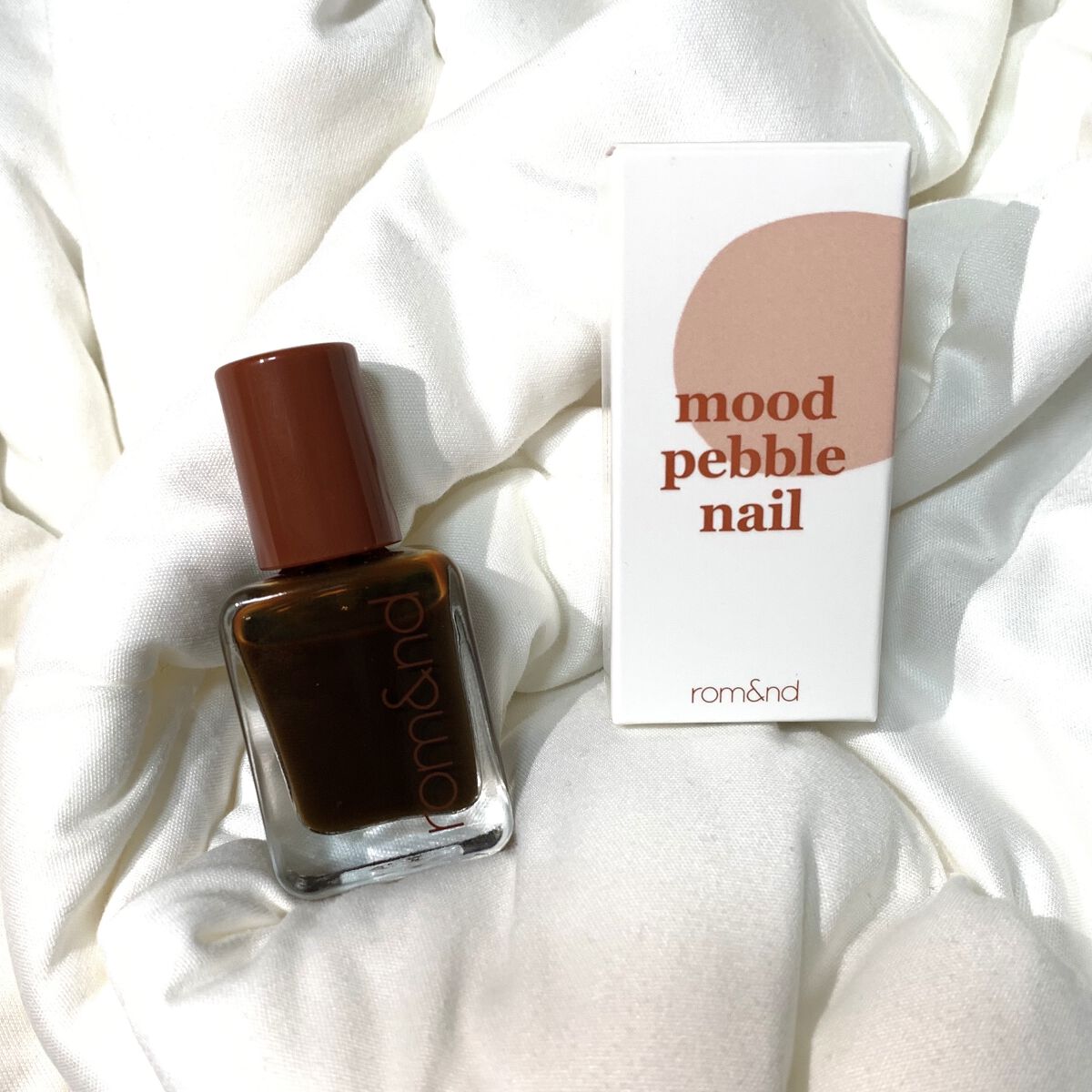 ムードペブルネイル/rom&nd/マニキュアを使ったクチコミ（2枚目）