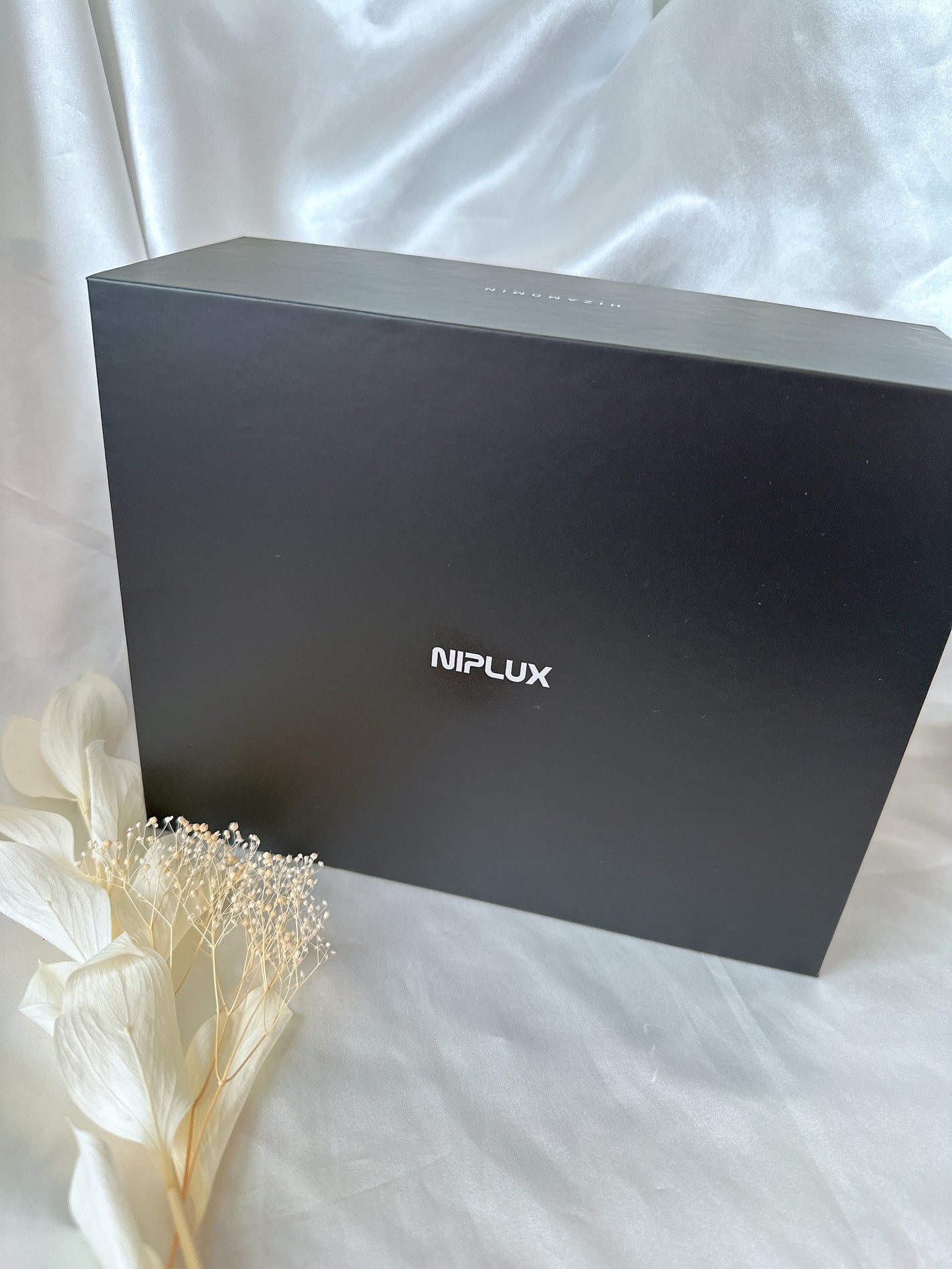 めるᙏ̤̫͚𓍯フォロバ on LIPS 「〖HIZAMOMIN〗膝の救世主"HIZAMOMIN"┈┈┈┈..」(2枚目)