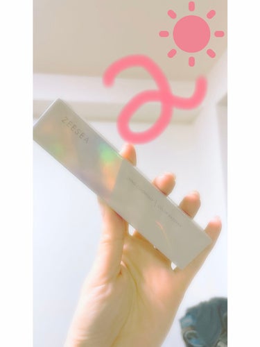 Qoo10のMegaSALEで購入しました👀💗
見た目が可愛いのと、値段も安かったし
何より色味が可愛くて気になりました！

カラーマスカラは持っていなかったので
使うのはちょっとドキドキしました😂
オレンジ色だけど、発色も良すぎず
程よいかんじだったので
あまり違和感なく使えました🧡😌

ブラシがちょっと太めなので
目尻や目頭にはちょっと塗りにくいけど
頑張ったら塗れました！！
 
オフする時も、メイク落としを
染み込ませたコットンでするんと
取れたのでよかったです(  ᷇࿀ ᷆ )！


#ダイヤモンドシリーズ カラーマスカラ
#オレンジジャンムの画像 その0