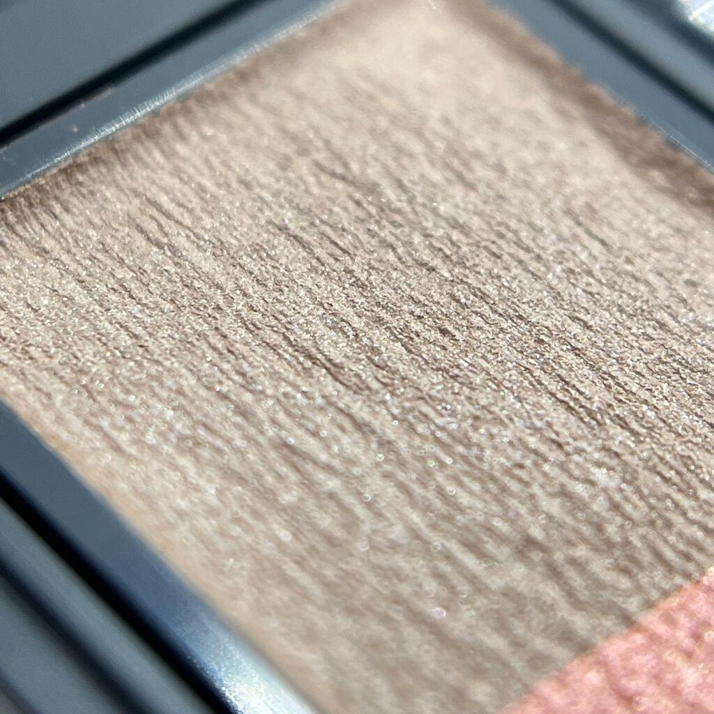 セルヴォーク インディケイトアイブロウパウダー EX02＜数量限定＞/Celvoke/パウダーアイブロウを使ったクチコミ（2枚目）