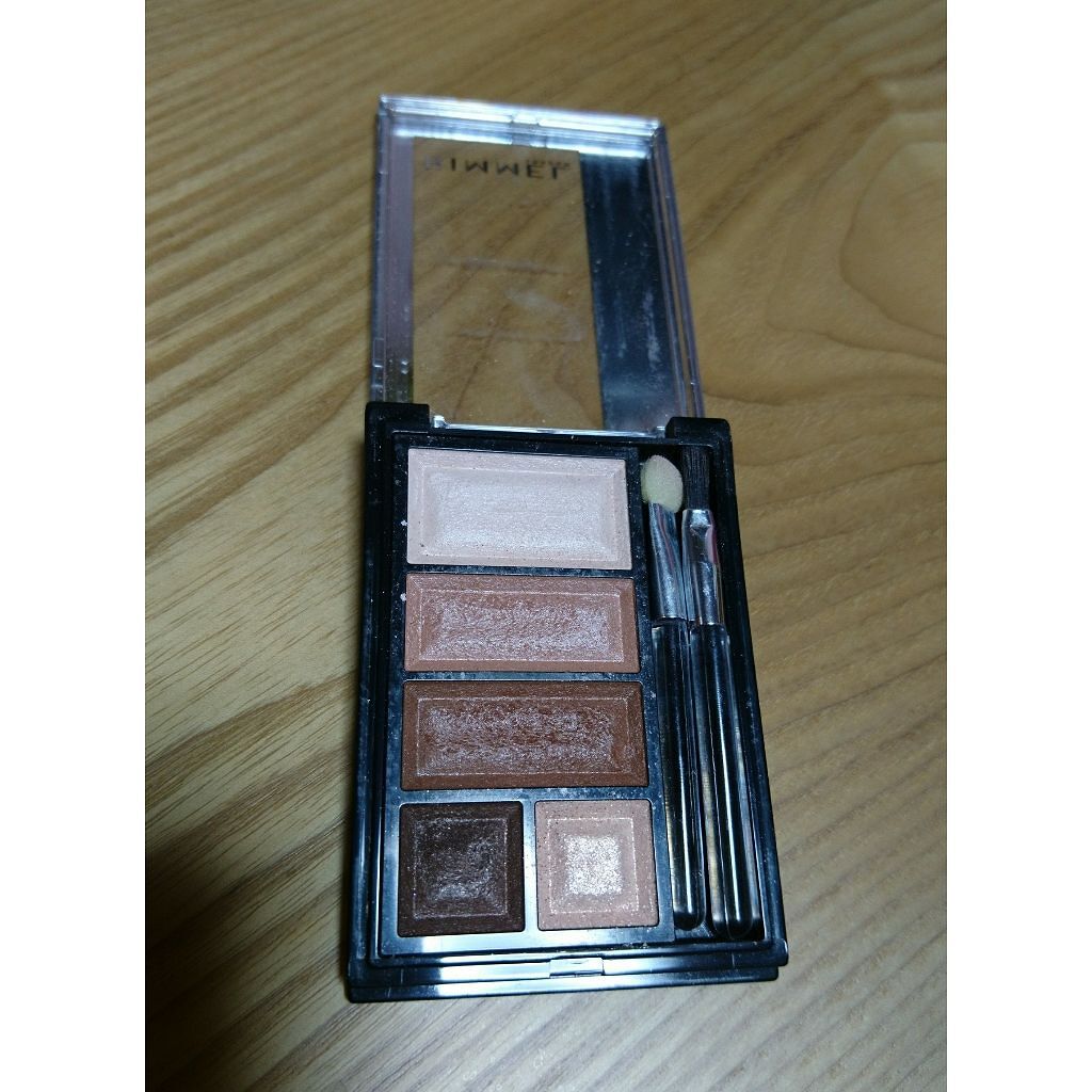 ショコラスウィート アイズ ソフトマット/リンメル ロンドン/アイシャドウパレットを使ったクチコミ（2枚目）