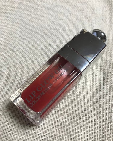 Dior
ディオール アディクト リップ グロウ オイル
012 ローズウッド



唇をケアしつつティント効果で唇をほんのり彩るオイルグロス

単品使いでは自然な血色を
リップスティック使用後に重ねる