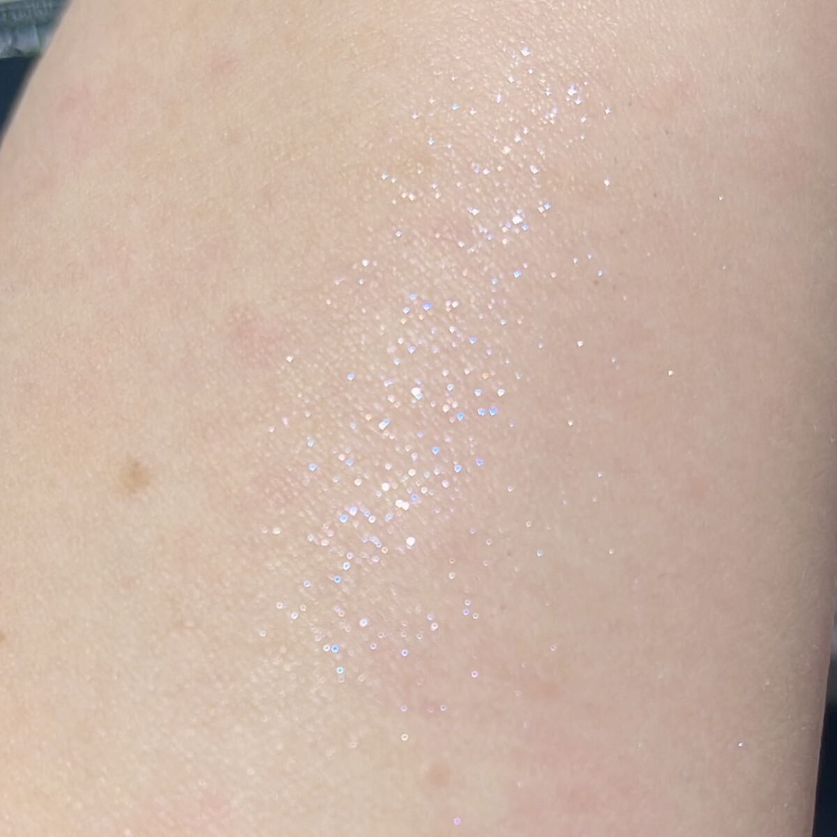 ジルスチュアート リップグロウ セラムバーム/JILL STUART/リップバームを使ったクチコミ（3枚目）