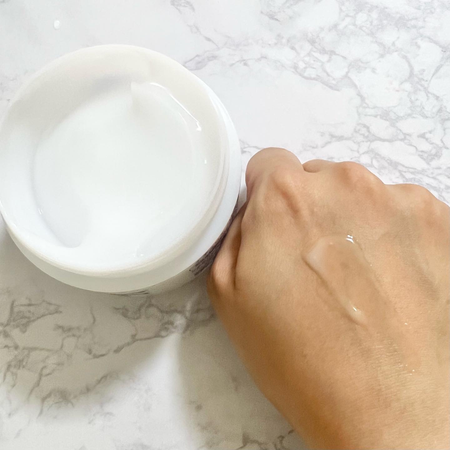 ハトムギ保湿ジェル(ナチュリエ スキンコンディショニングジェル)/ナチュリエ/美容液を使ったクチコミ（3枚目）