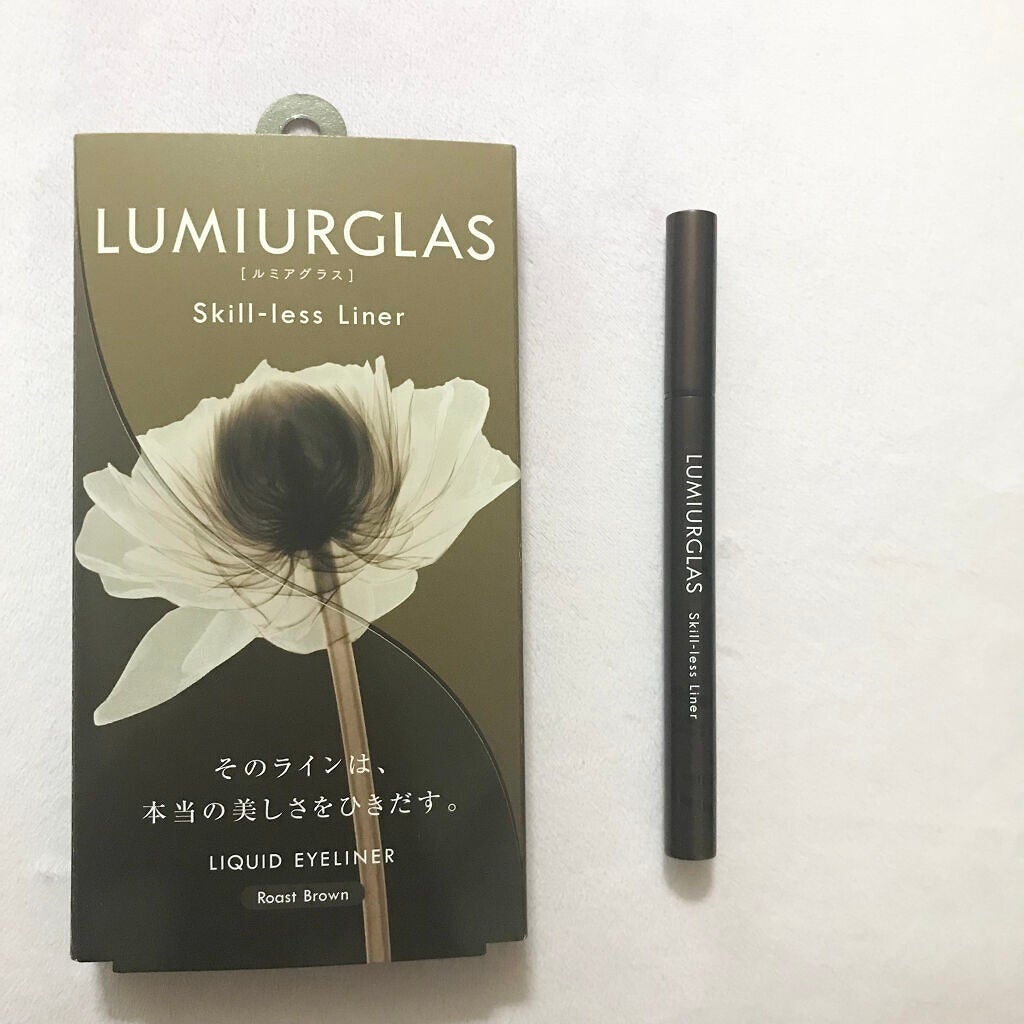 スキルレスライナー/LUMIURGLAS/リキッドアイライナーを使ったクチコミ(1枚目)