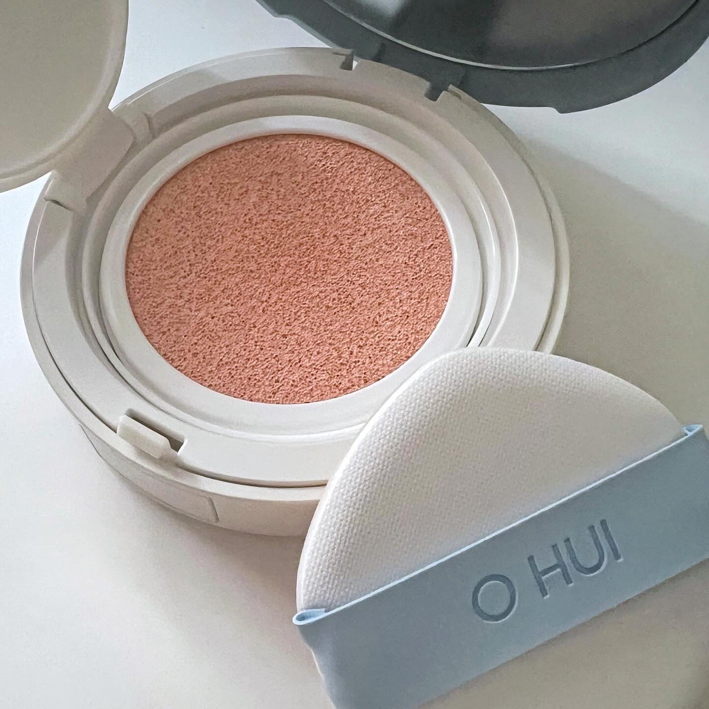 アルティメットフィット トーンアップデニムクッション/OHUI/クッションファンデーションを使ったクチコミ(3枚目)