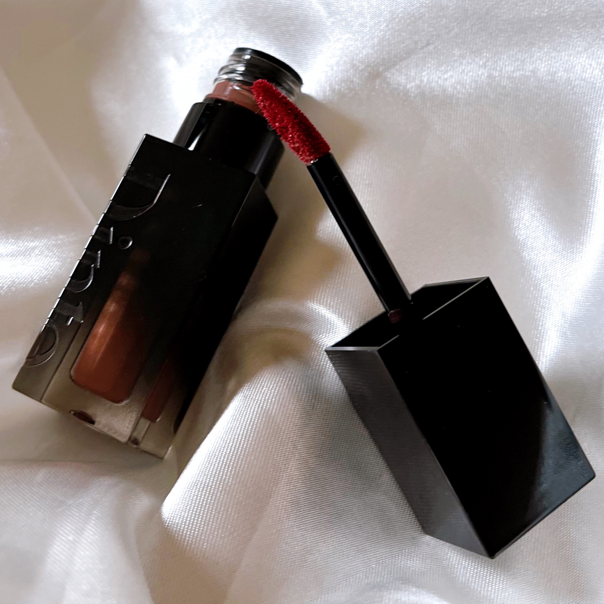 ブラーグロイリップティント 213 リベルタス/Dinto/リップティントを使ったクチコミ（2枚目）