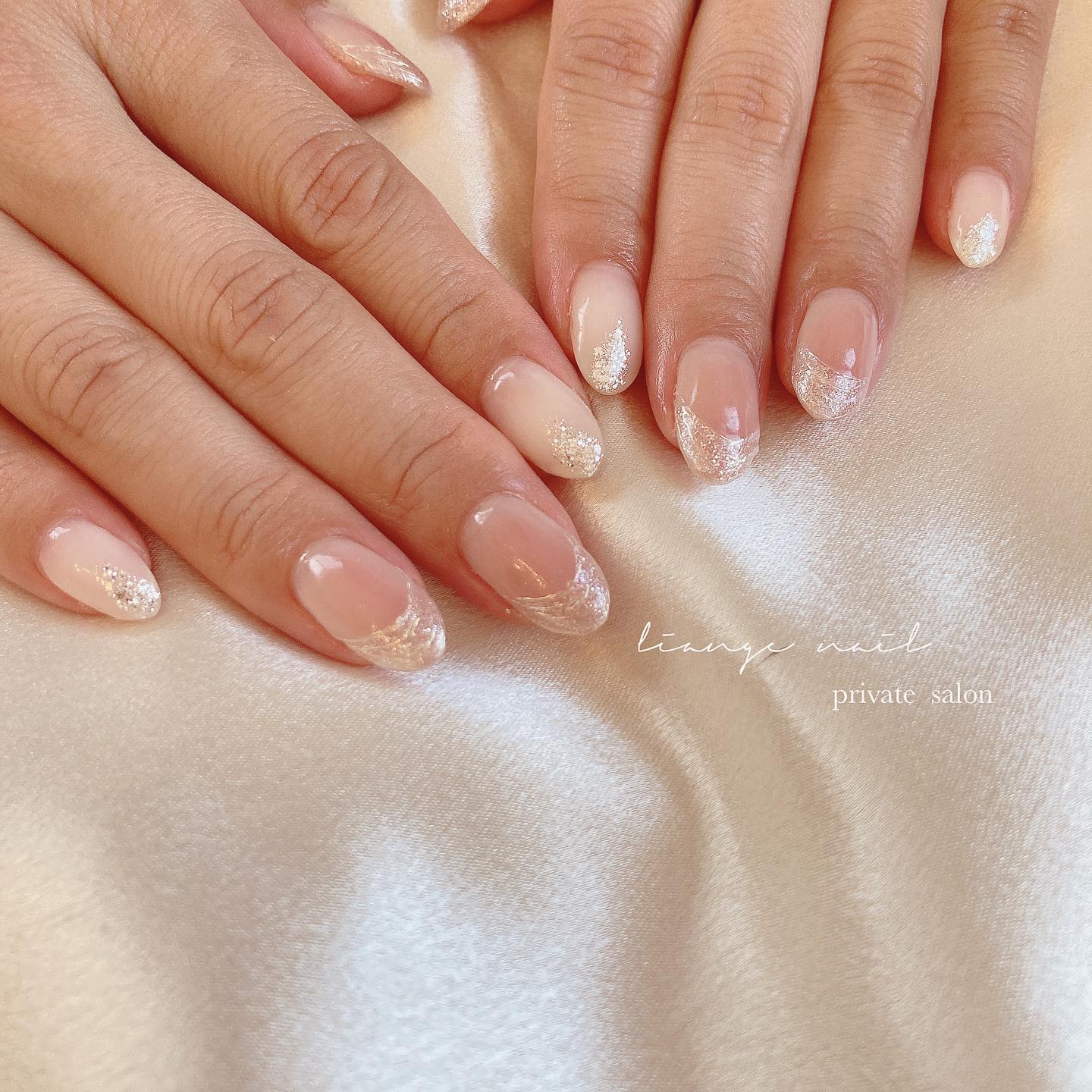 #ネイル,#秋ネイル,#大人ニュアンスネイル,#ニュアンスネイル,#ジェルネイル,#ミラーネイル,#オーロラネイル,#フレンチネイルのネイルデザイン