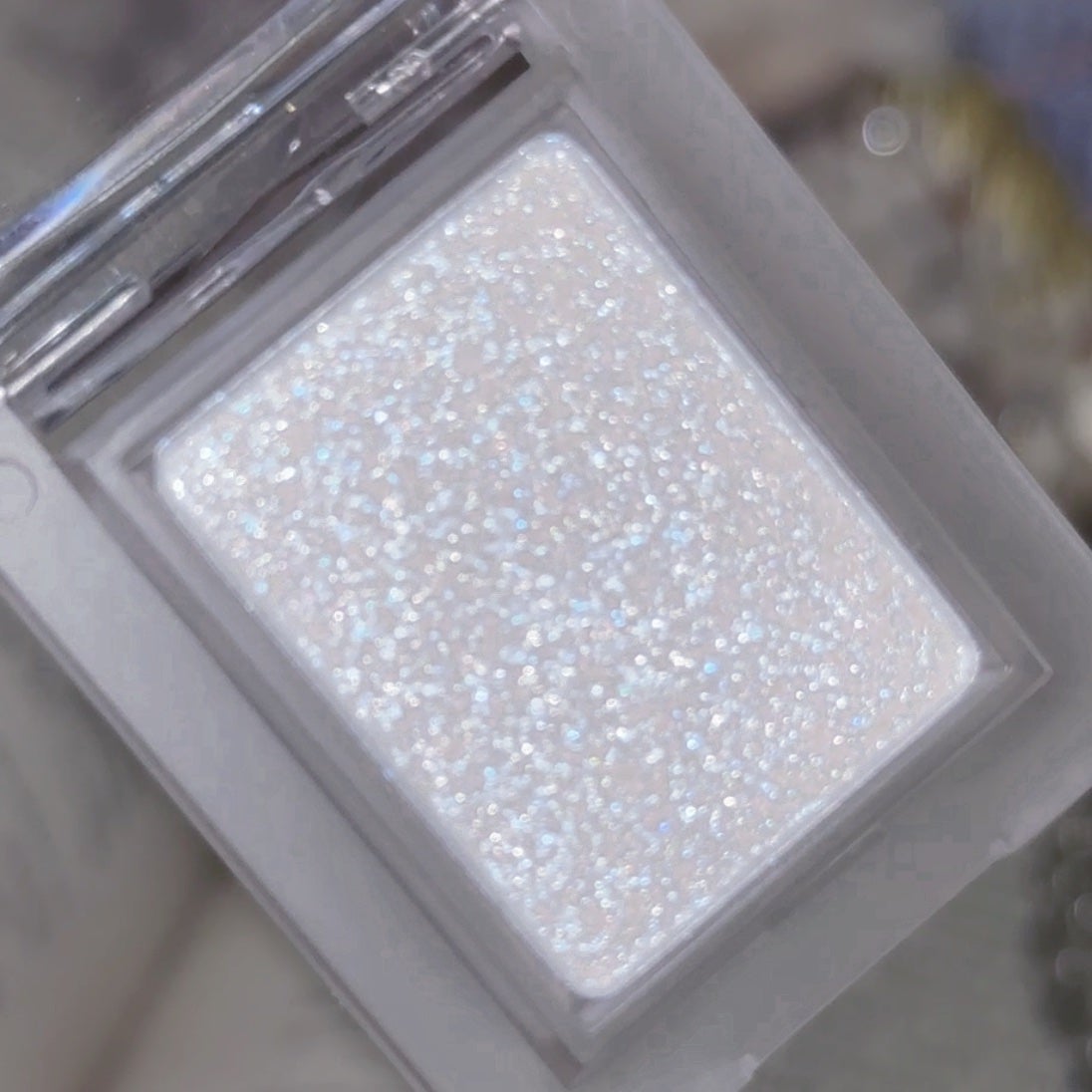 マイフェイブピースアイシャドウ/HOLIKA HOLIKA/単色アイシャドウを使ったクチコミ(3枚目)