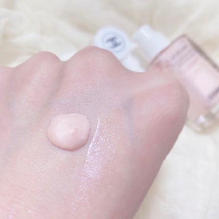 ル ブラン ロージー ドロップス/CHANEL/リキッドハイライトを使ったクチコミ(5枚目)