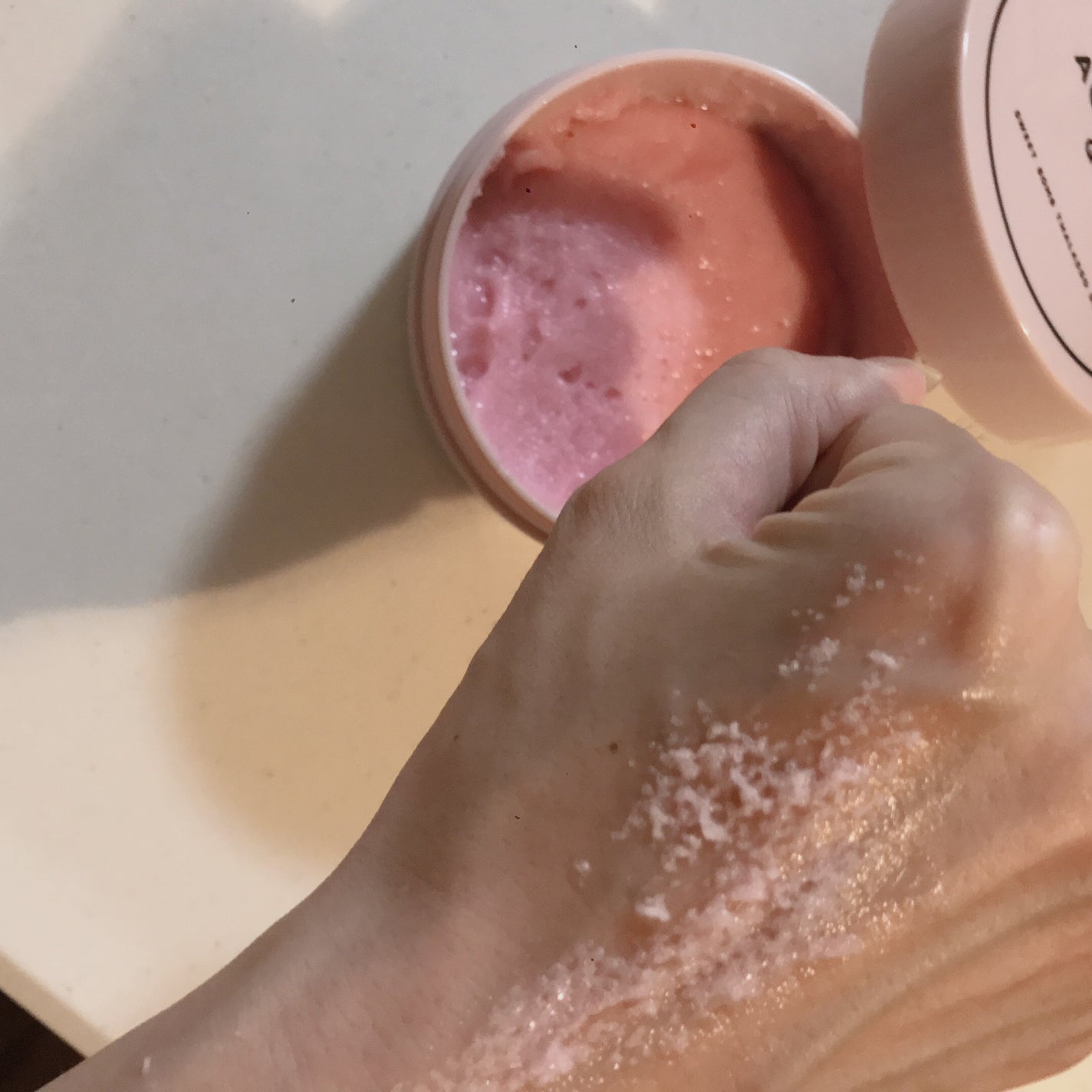 Q+Me スウィート ボム タラソ スクラブ/AGARISM/バスト・ヒップケアを使ったクチコミ(3枚目)