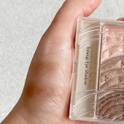 トーンアップアイシャドウ/CEZANNE/アイシャドウパレットを使ったクチコミ(4枚目)