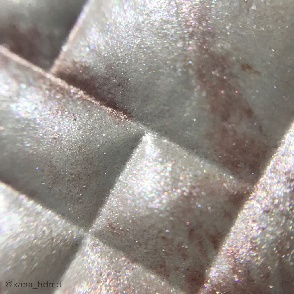 ハイライティング パウダー/BOBBI BROWN/パウダーハイライトを使ったクチコミ（2枚目）