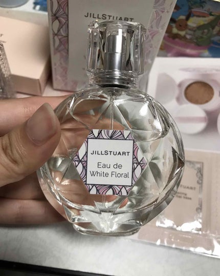 ベルベットクリスタル アイズ/JILL STUART/アイシャドウパレットを使ったクチコミ(3枚目)