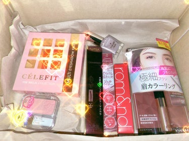 The Bella collection eyeshadow palette/CELEFIT/アイシャドウパレットを使ったクチコミ（1枚目）