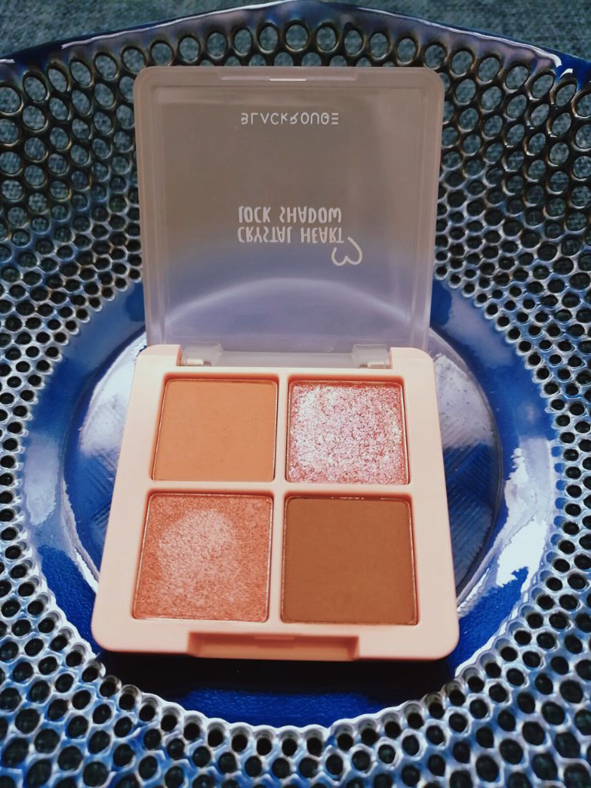 クリスタルハートロックシャドウ/BLACK ROUGE/アイシャドウパレットを使ったクチコミ（1枚目）