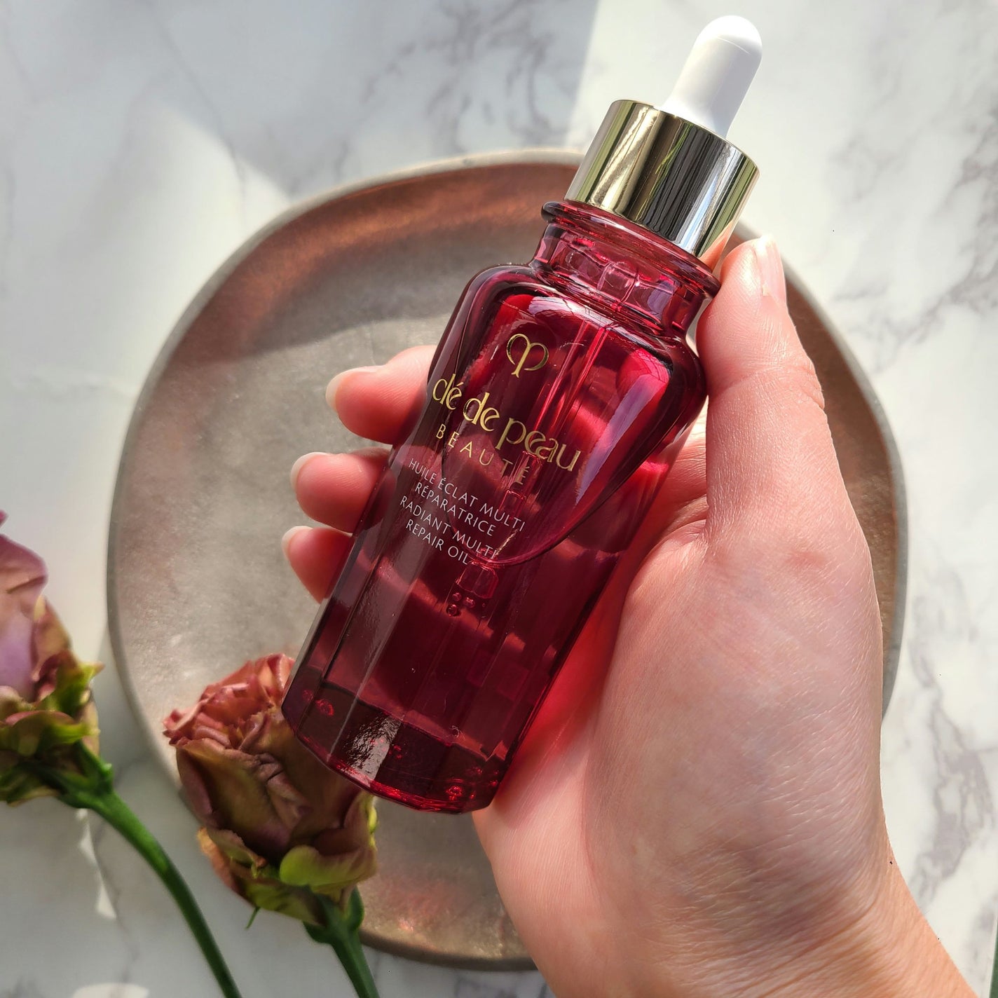 ユイルレパラトゥリス/クレ・ド・ポー ボーテ/美容液を使ったクチコミ(2枚目)