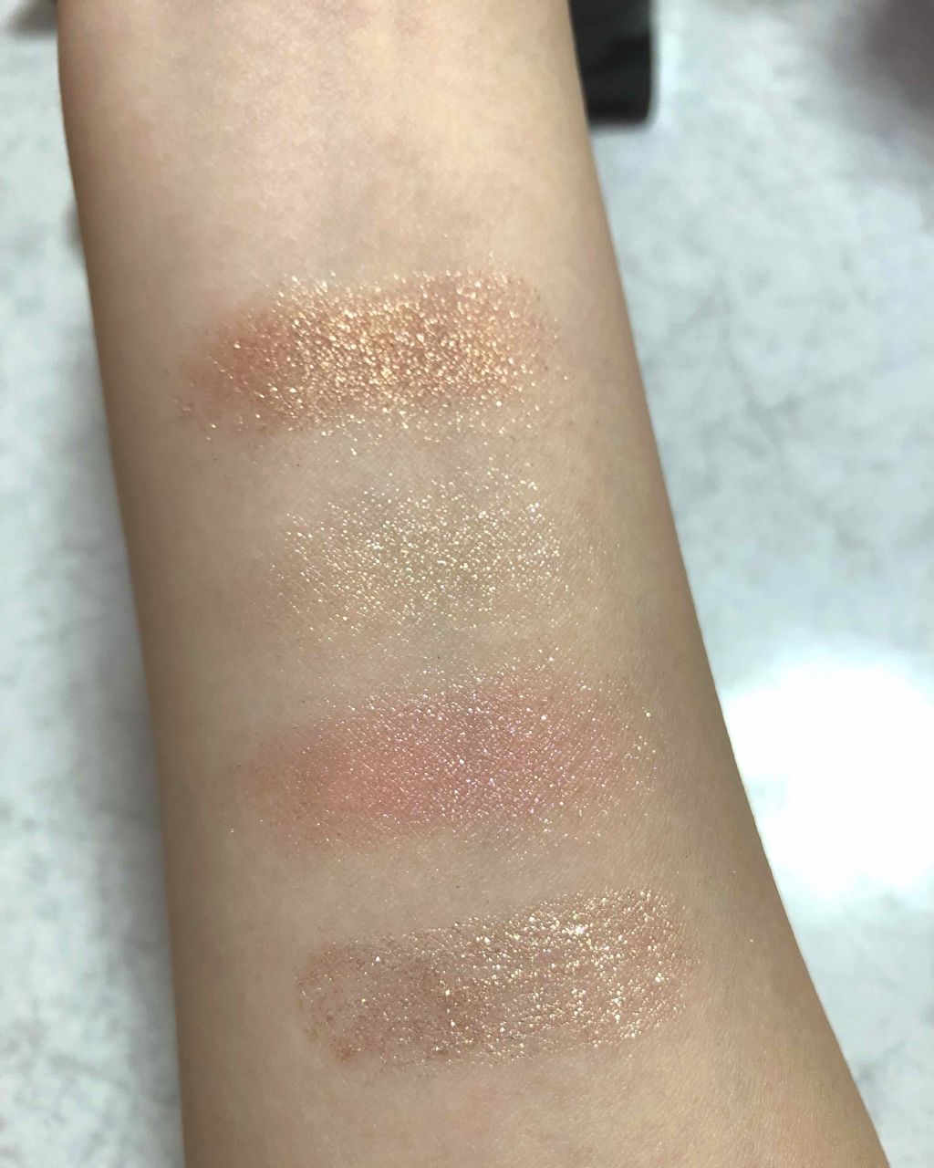 シャイニーシャドウ N/excel/単色アイシャドウを使ったクチコミ（2枚目）