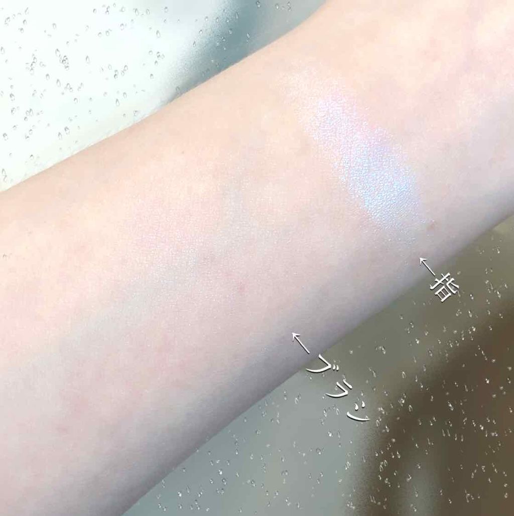 ダイヤモンドライト ハイライター ブラシ/Too Faced/メイクブラシを使ったクチコミ(3枚目)