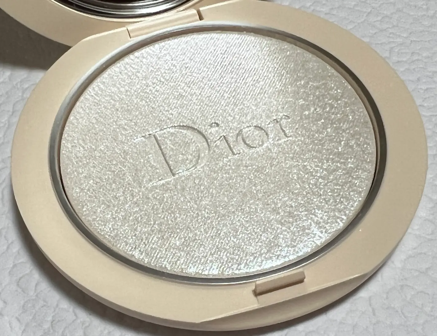 ディオールスキン フォーエヴァー クチュール ルミナイザー/Dior/プレストパウダーを使ったクチコミ（1枚目）