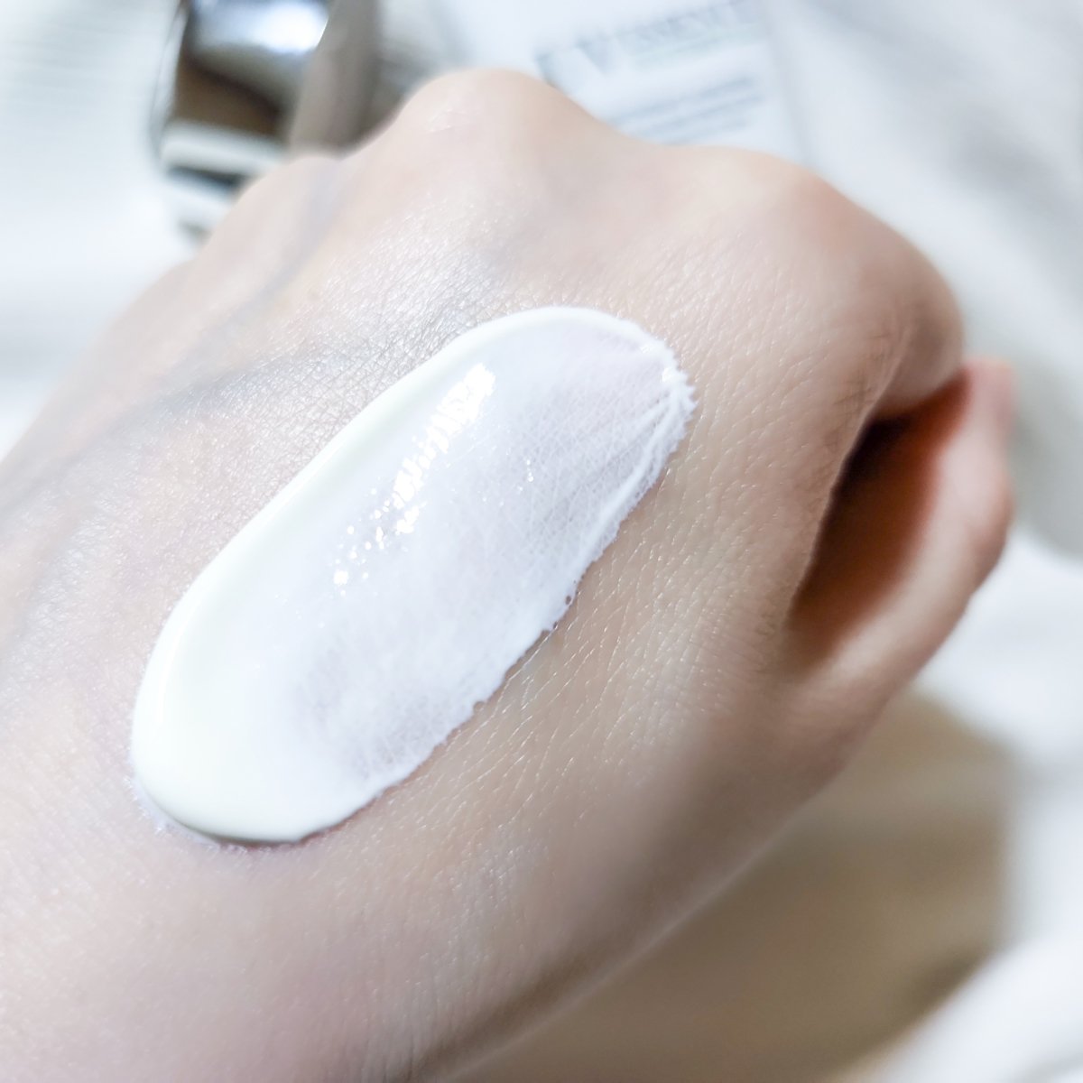 ウォータフルマイルドサンクリーム/ダルバ/日焼け止めクリームを使ったクチコミ（3枚目）