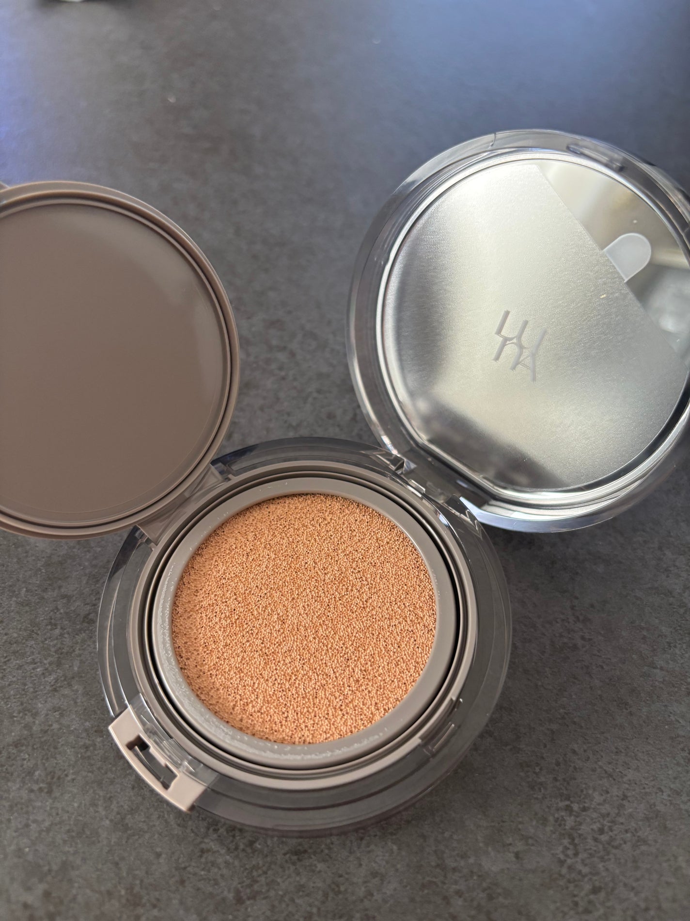 ブラーカバークッション/LUNA/クッションファンデーションを使ったクチコミ(2枚目)