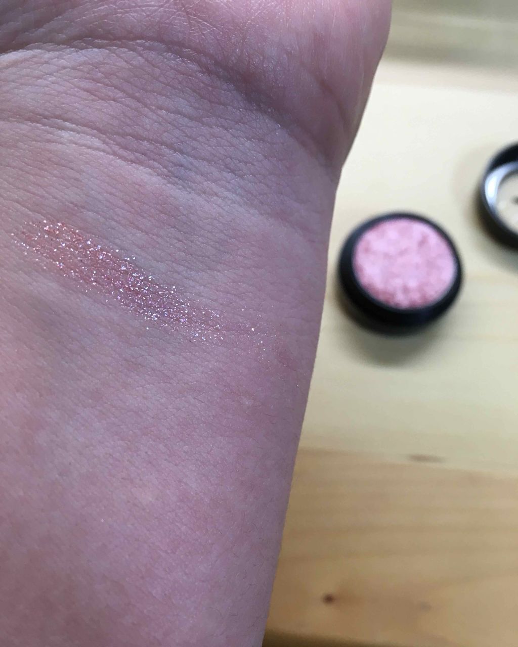 セルフィーフィックスピグメント/Witch's Pouch/単色アイシャドウを使ったクチコミ（3枚目）
