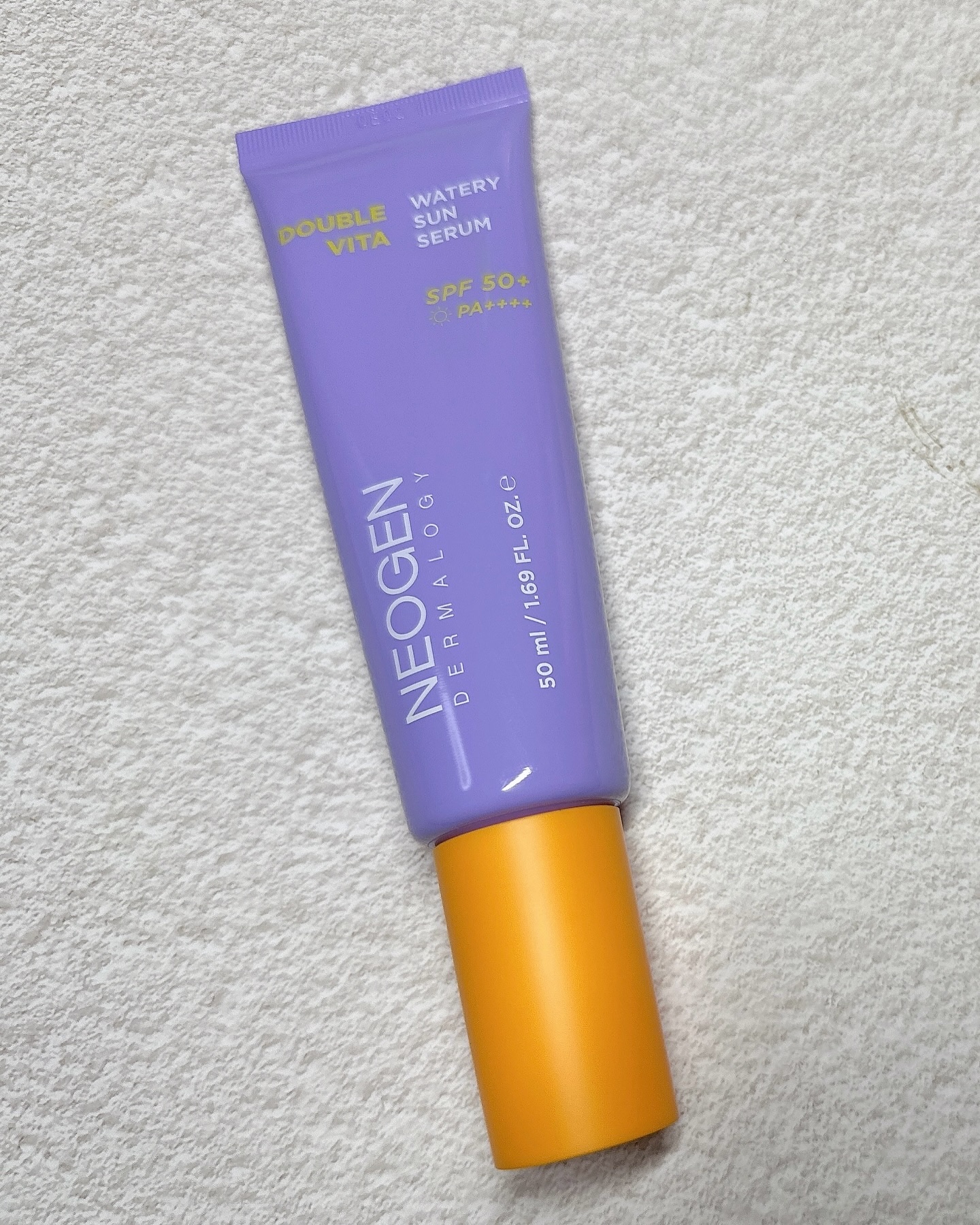 ダブルビダウォータリーサンセラム/NEOGEN/日焼け止めジェルを使ったクチコミ（2枚目）