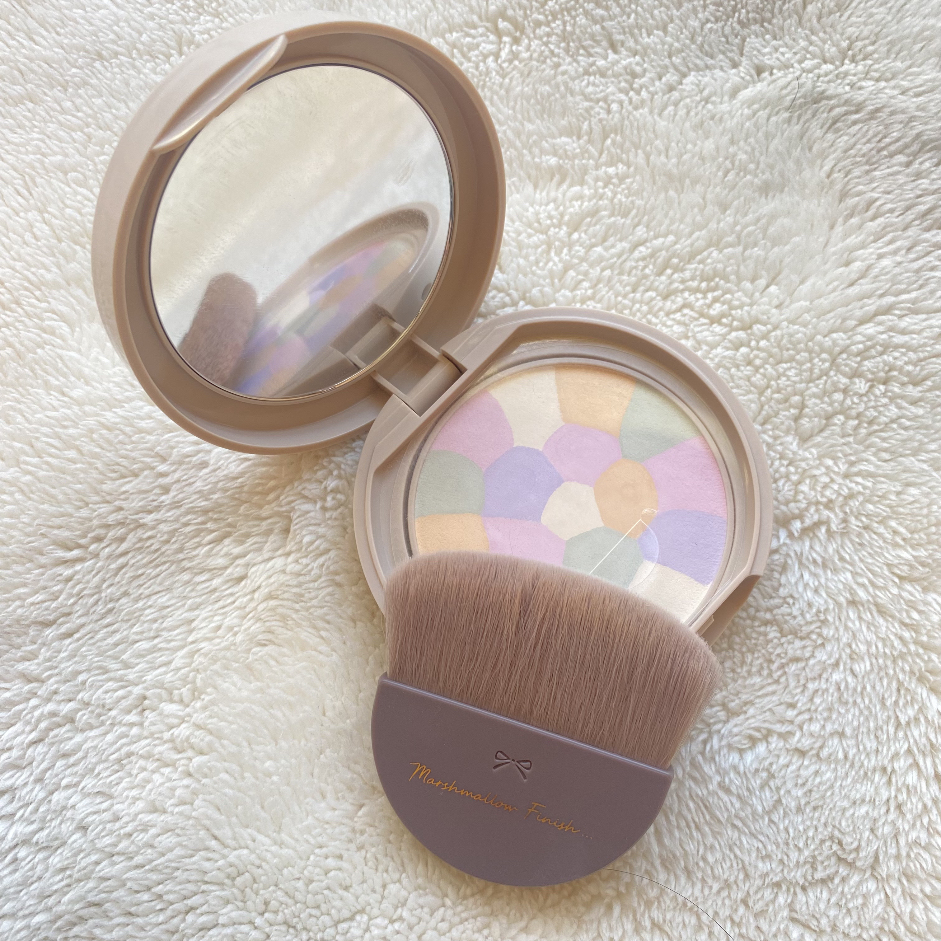 マシュマロフィニッシュパウダーブラシ/キャンメイク/メイクブラシを使ったクチコミ（1枚目）